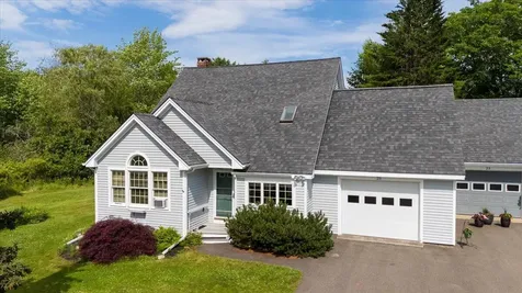 25 Schooner Drive Rockland ME 04841