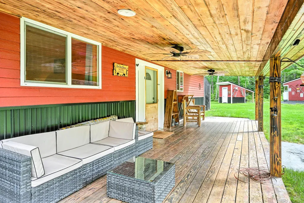 326 Greenville Road Monson ME 04464