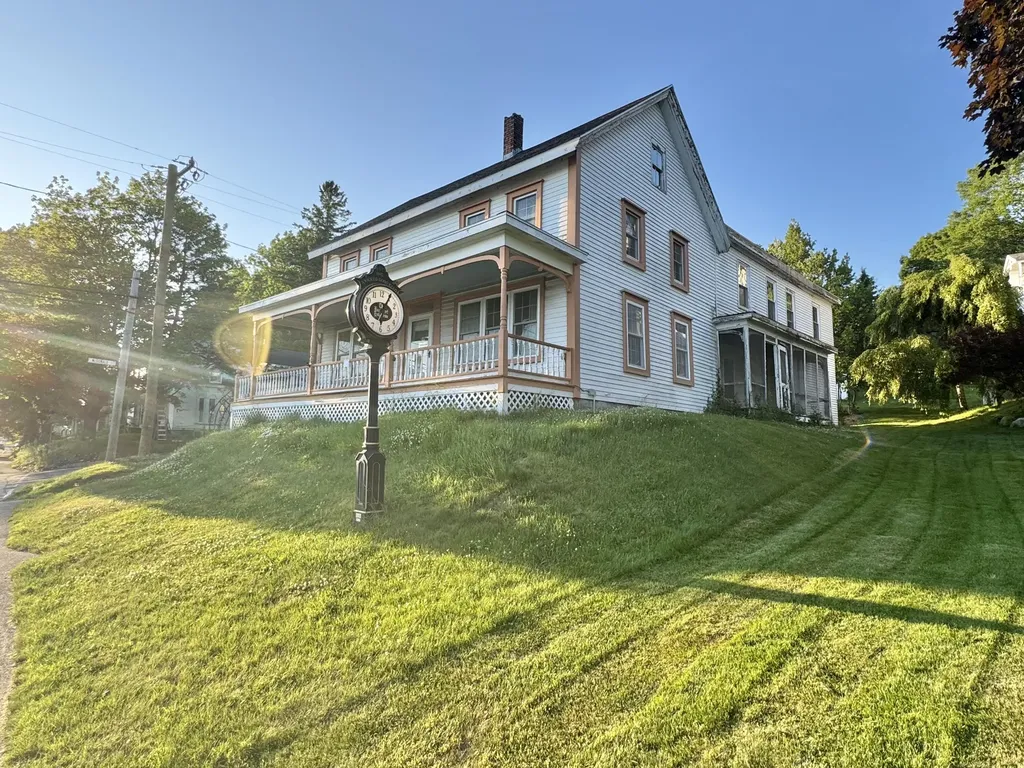 105 Main Street Bucksport ME 04416