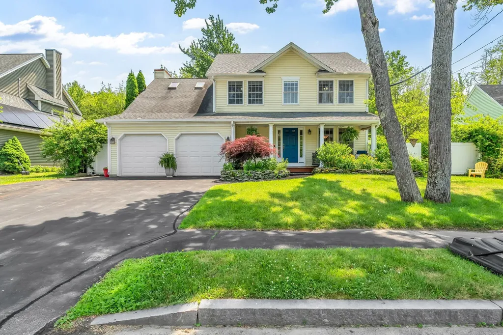 220 Lane Avenue Portland ME 04103