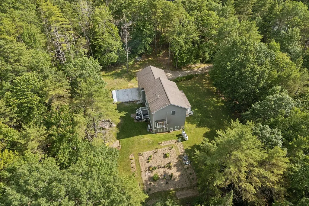 7 Dakota Lane Dresden ME 04342