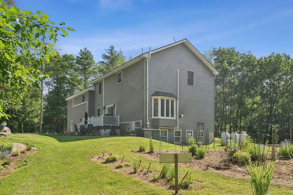 7 Dakota Lane Dresden ME 04342