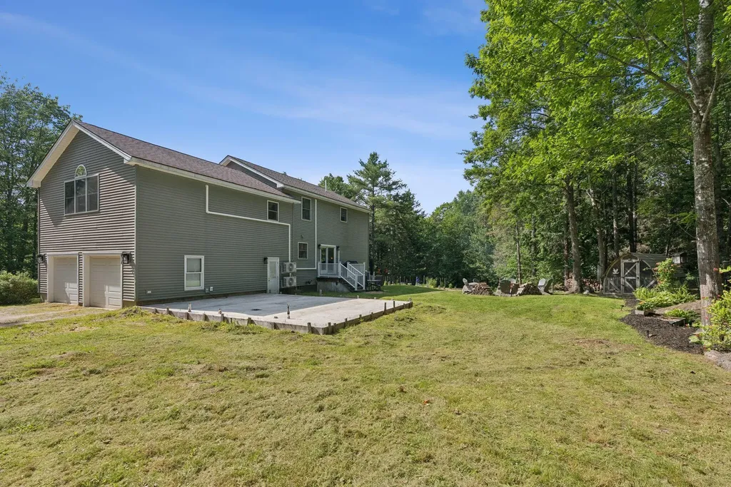 7 Dakota Lane Dresden ME 04342