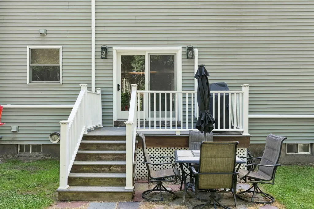 7 Dakota Lane Dresden ME 04342
