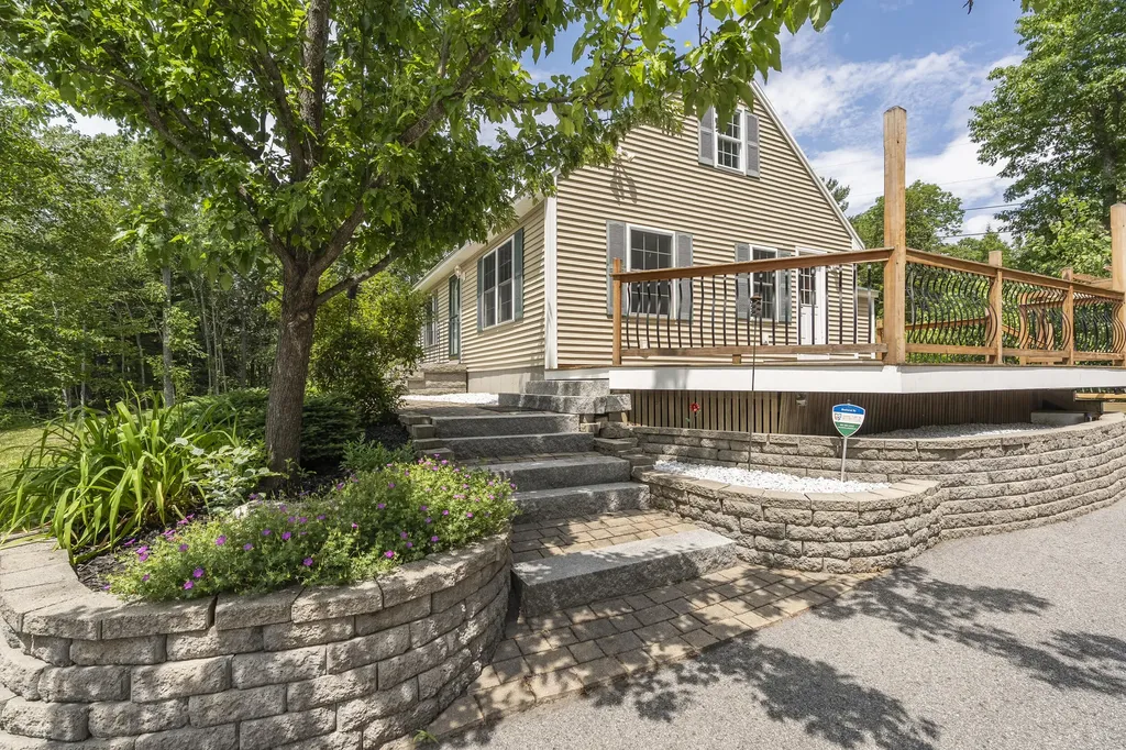 14 Ridge Drive Windham ME 04062
