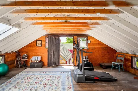 5 Chestnut Street Vinalhaven ME 04863