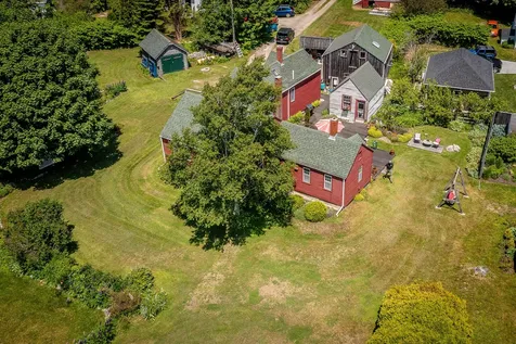 5 Chestnut Street Vinalhaven ME 04863