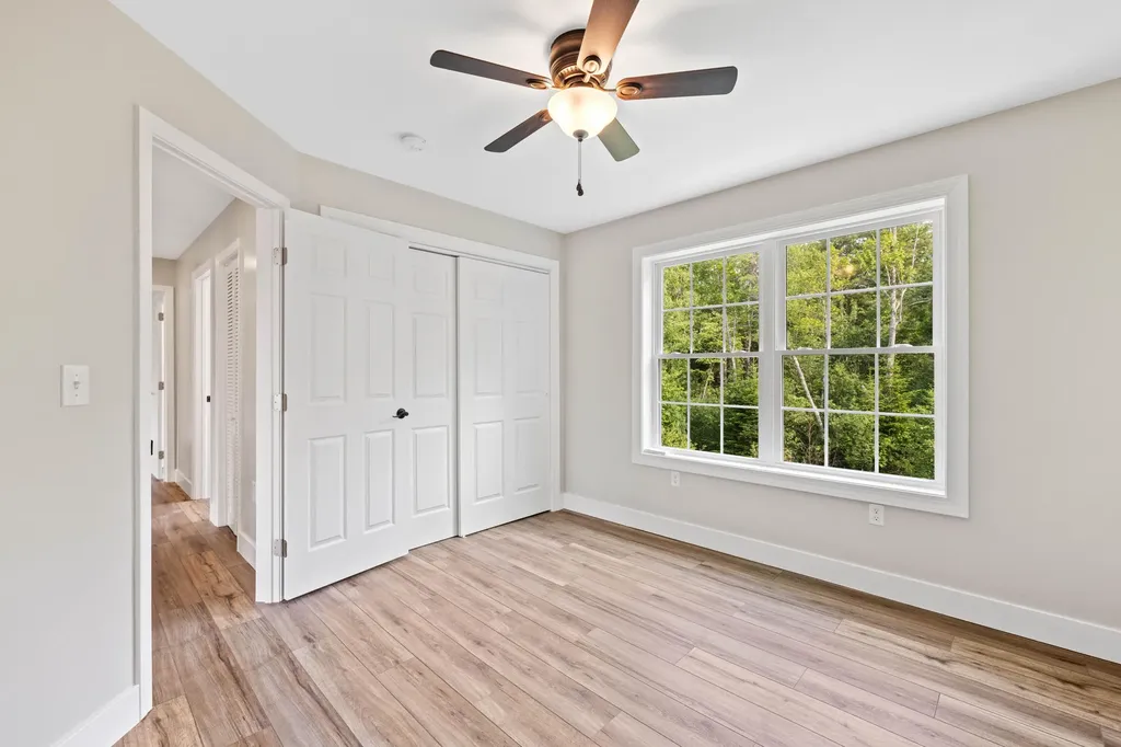 17 Coopers Trail Arundel ME 04046
