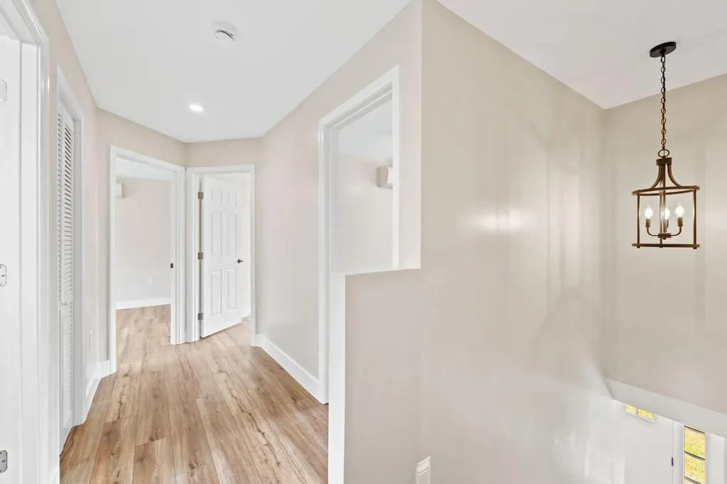 17 Coopers Trail Arundel ME 04046