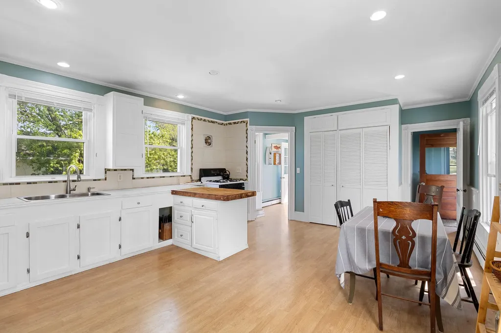 57 Main Street Rockland ME 04841