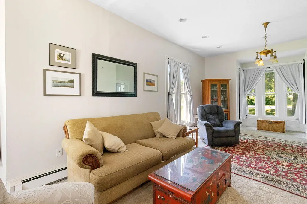 57 Main Street Rockland ME 04841