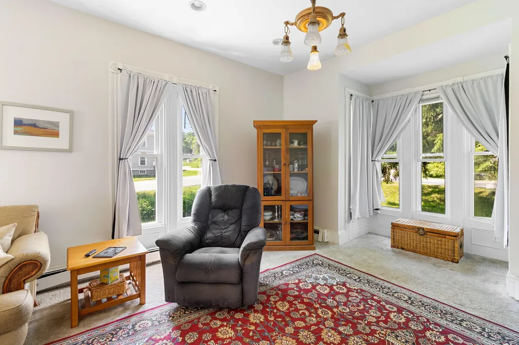 57 Main Street Rockland ME 04841
