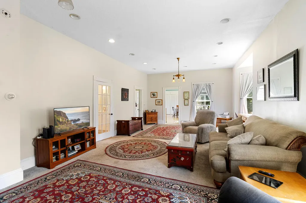 57 Main Street Rockland ME 04841
