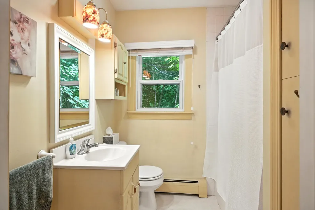 8 Boucher Avenue Augusta ME 04330
