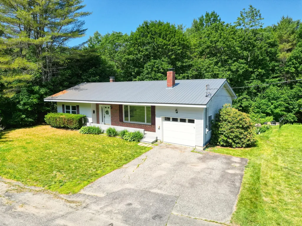 8 Boucher Avenue Augusta ME 04330