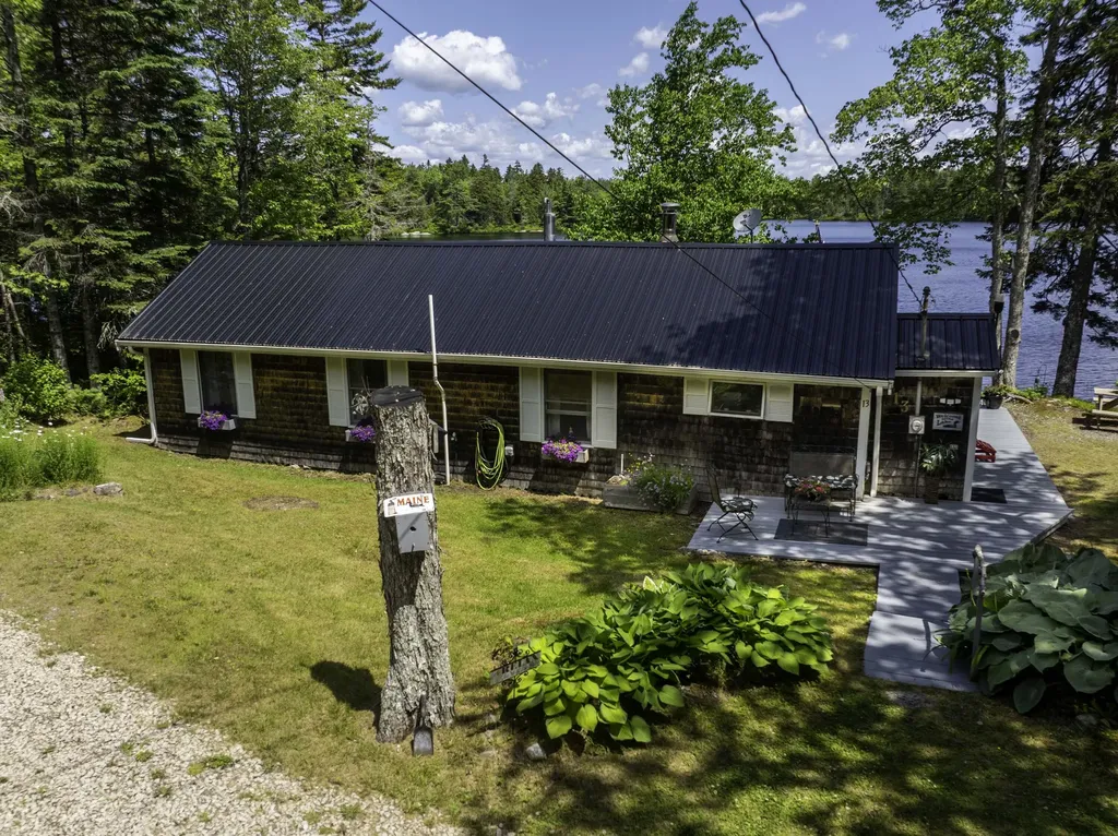 13 Foss Lane Marshfield ME 04654