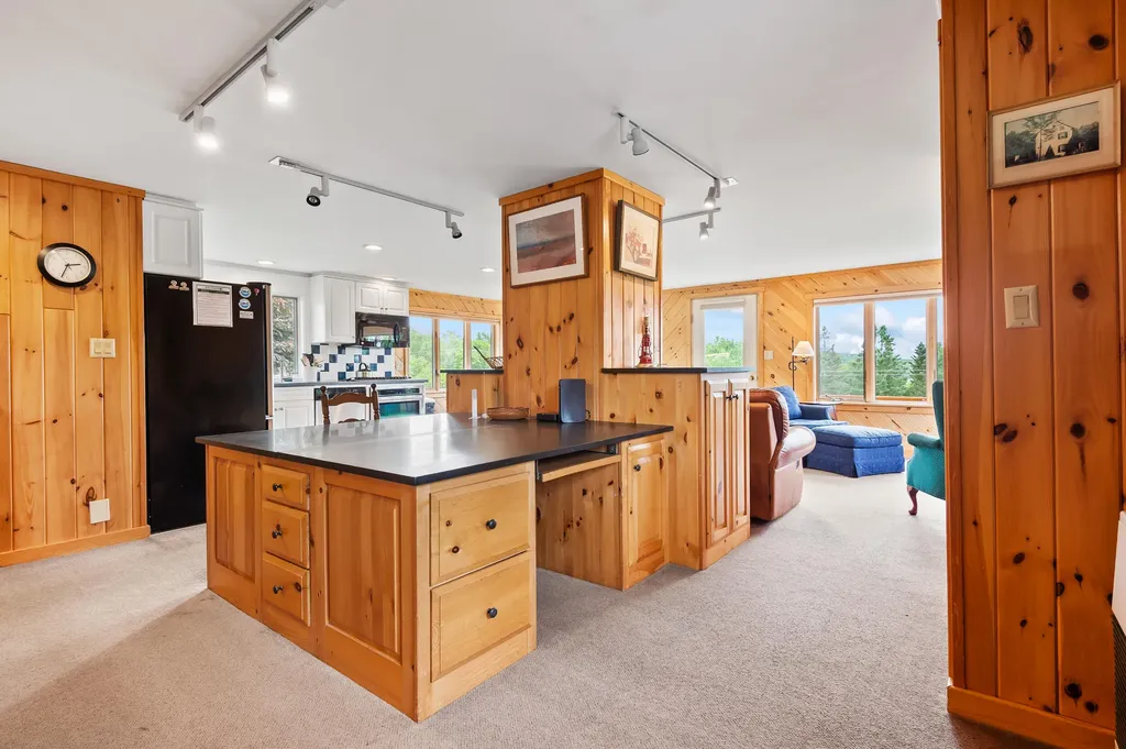 11 Overlook Road Rangeley ME 04970