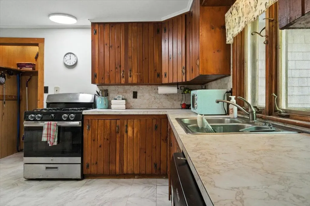 138 Webster Road Farmington ME 04938