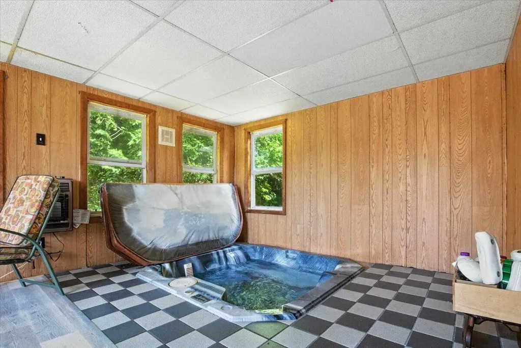 138 Webster Road Farmington ME 04938