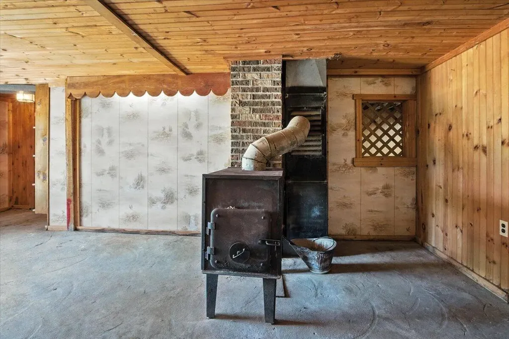 138 Webster Road Farmington ME 04938