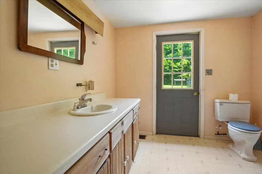138 Webster Road Farmington ME 04938