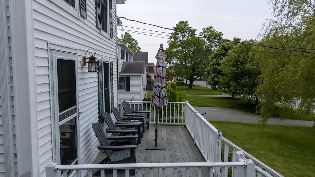 26 Sea Street Boothbay Harbor ME 04538
