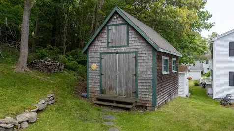26 Sea Street Boothbay Harbor ME 04538