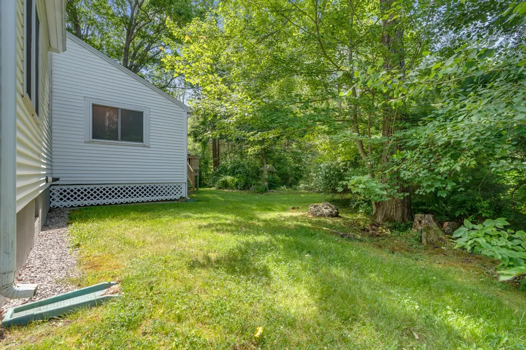 286 Littlefield Road Wells ME 04090