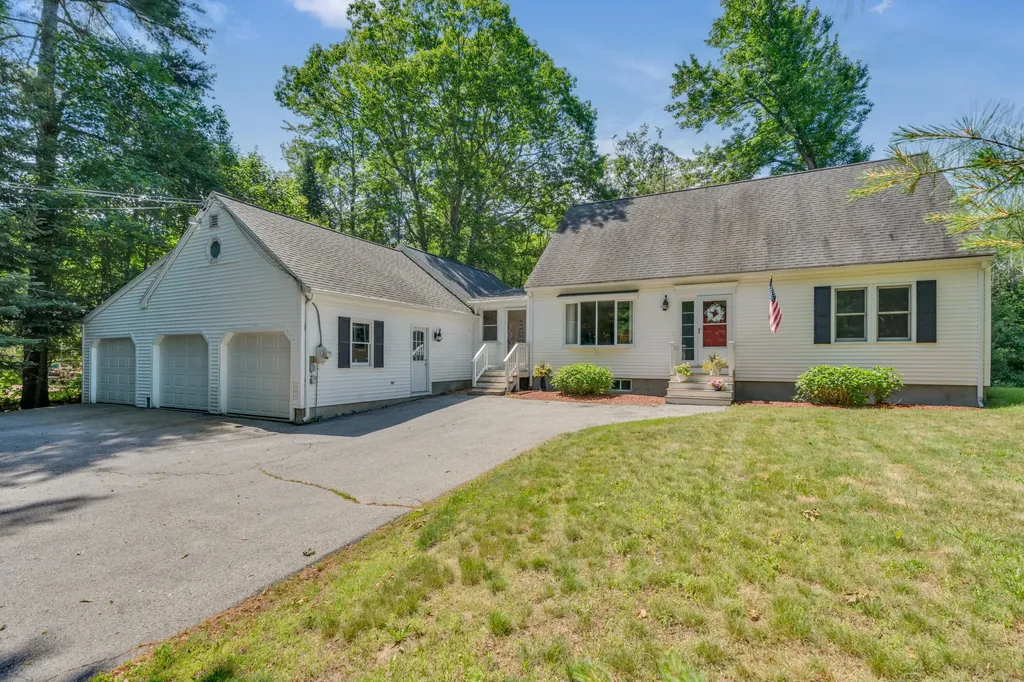 286 Littlefield Road Wells ME 04090