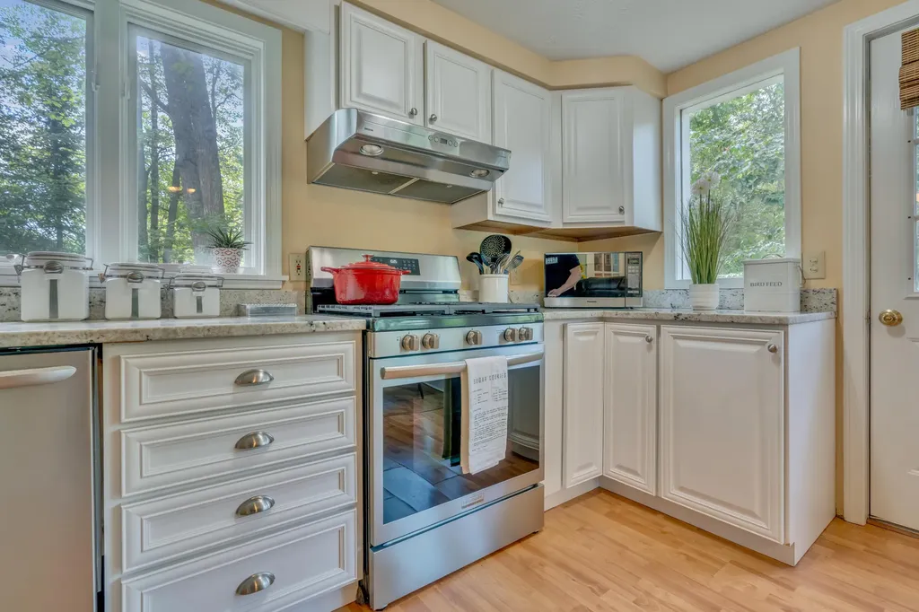 286 Littlefield Road Wells ME 04090