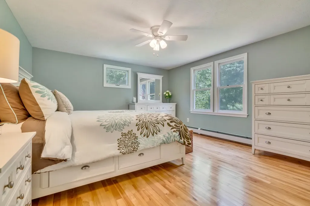 286 Littlefield Road Wells ME 04090