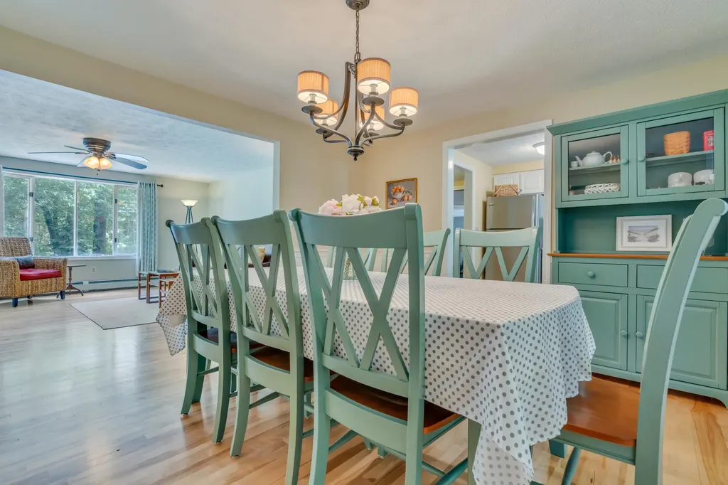 286 Littlefield Road Wells ME 04090
