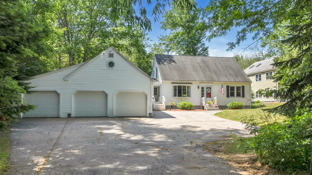 286 Littlefield Road Wells ME 04090