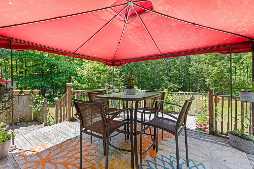 27 Shadow Lawn Drive Standish ME 04084