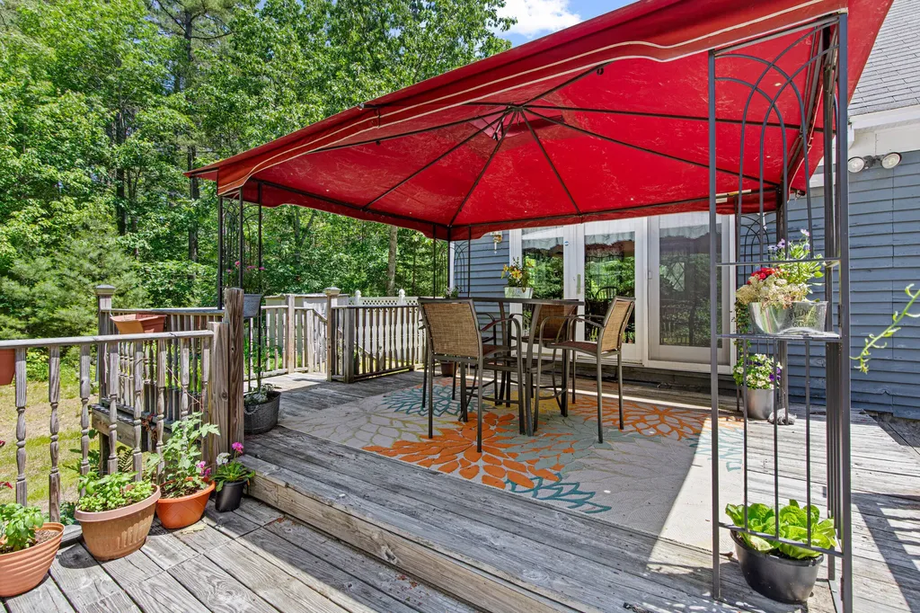 27 Shadow Lawn Drive Standish ME 04084
