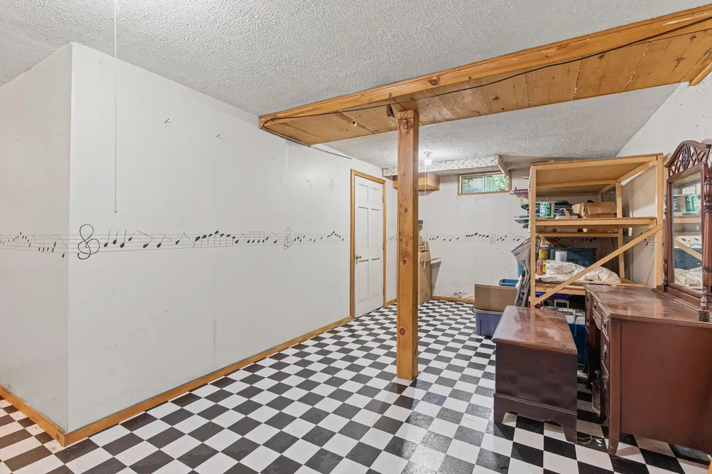 27 Shadow Lawn Drive Standish ME 04084