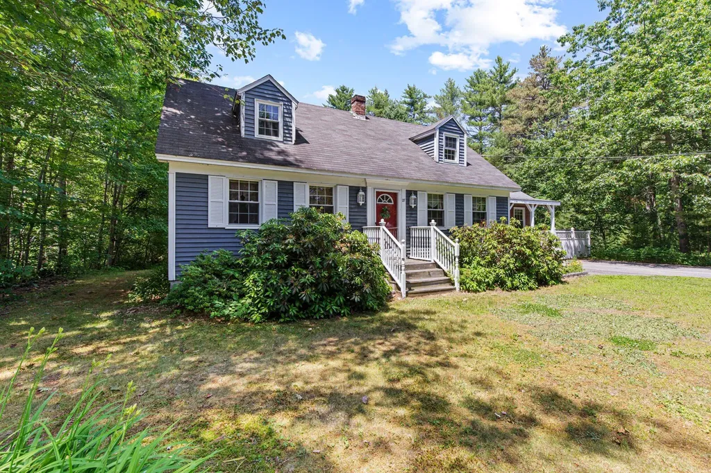 27 Shadow Lawn Drive Standish ME 04084