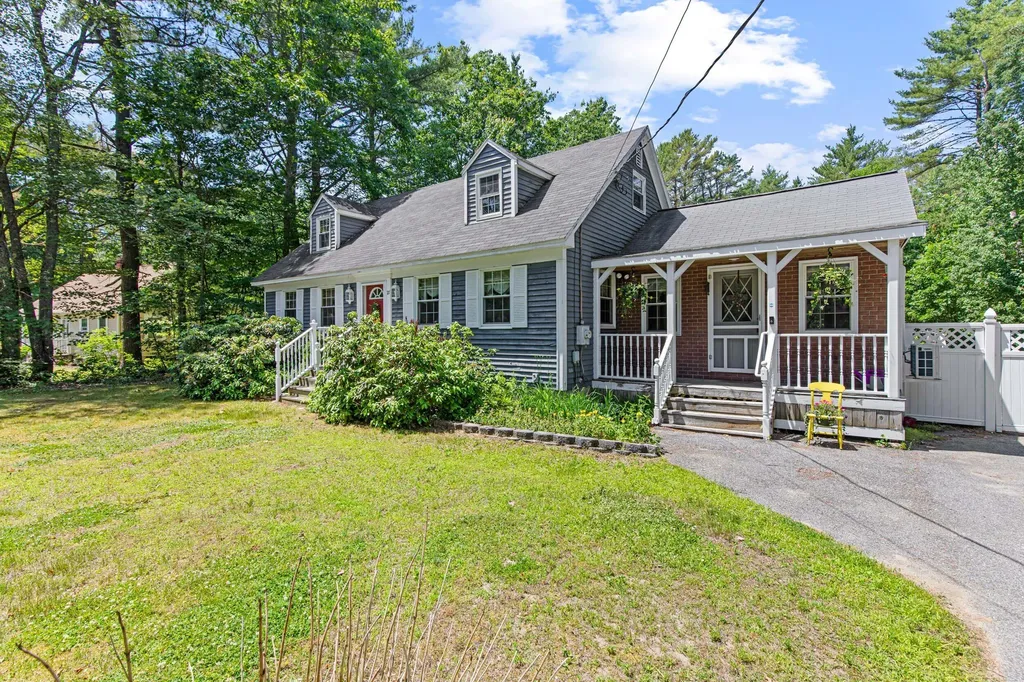 27 Shadow Lawn Drive Standish ME 04084