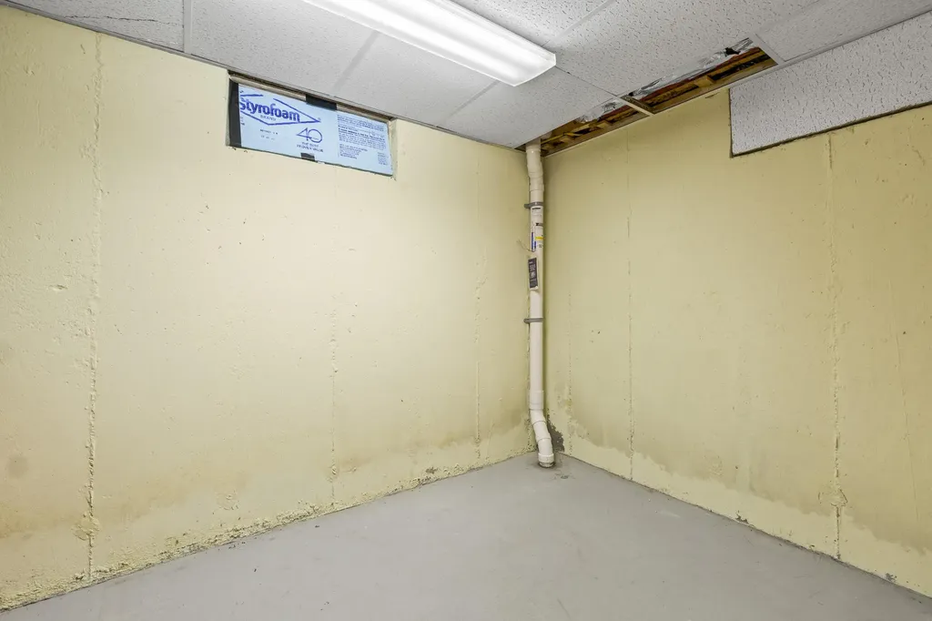 251 E Bridge Street Westbrook ME 04092