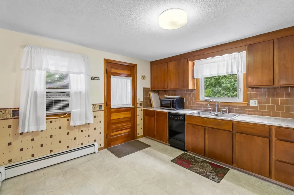251 E Bridge Street Westbrook ME 04092