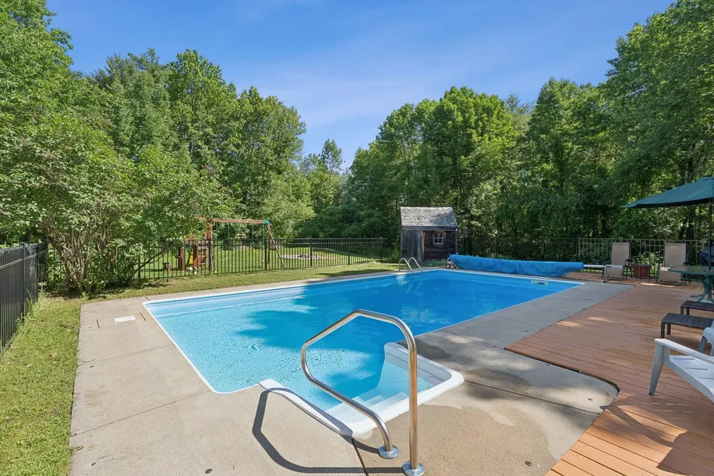 152 Hurricane Road Gorham ME 04038