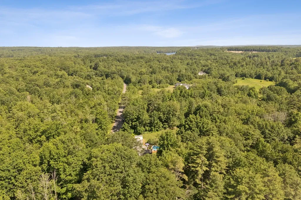 152 Hurricane Road Gorham ME 04038