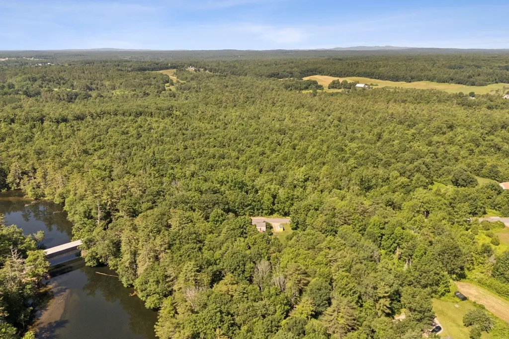 152 Hurricane Road Gorham ME 04038