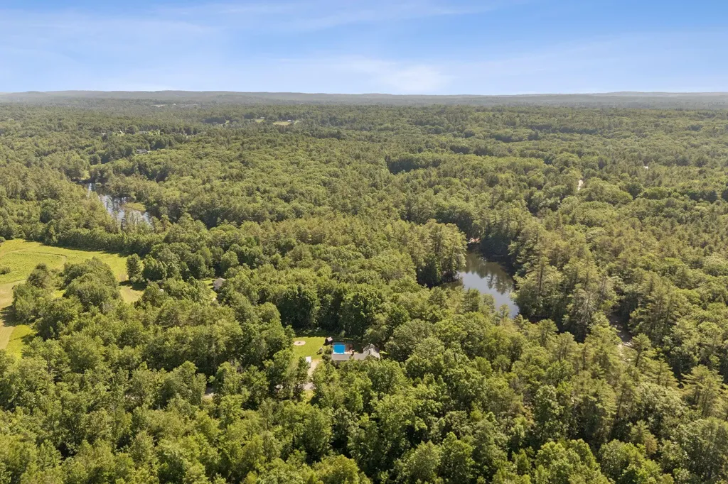 152 Hurricane Road Gorham ME 04038