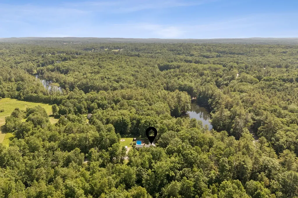 152 Hurricane Road Gorham ME 04038