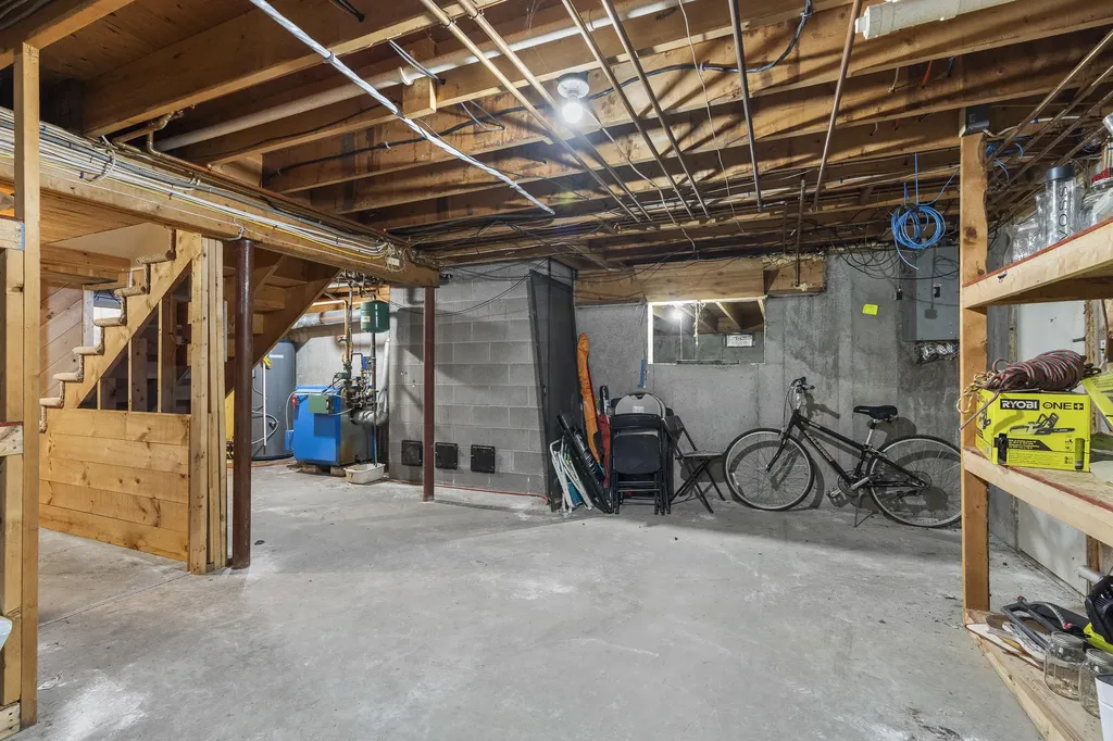 298 Ocean Avenue Kennebunkport ME 04046