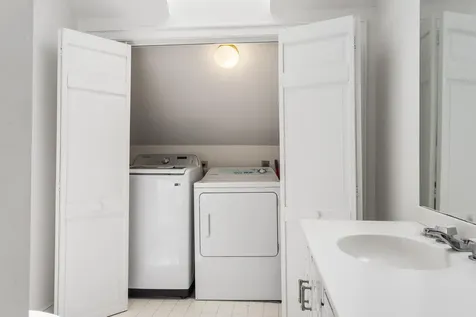 298 Ocean Avenue Kennebunkport ME 04046