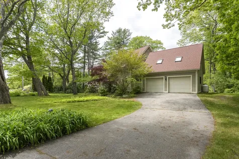 298 Ocean Avenue Kennebunkport ME 04046