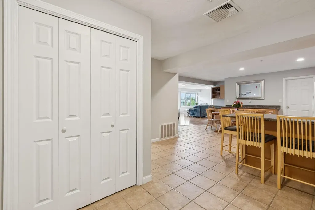 170 E Grand Avenue Old Orchard Beach ME 04064