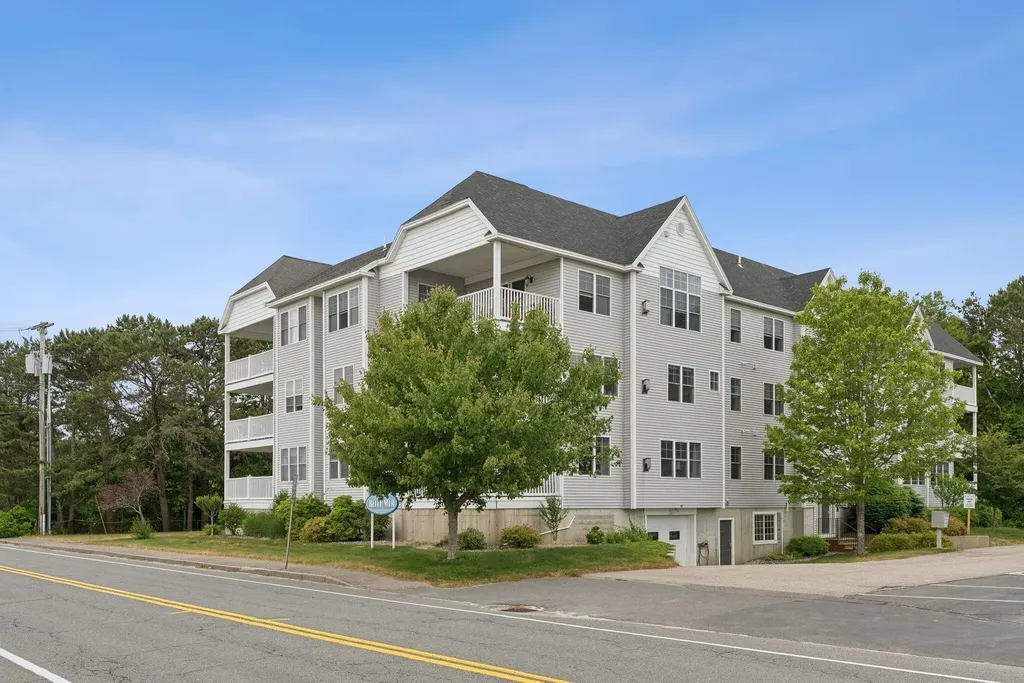 170 E Grand Avenue Old Orchard Beach ME 04064